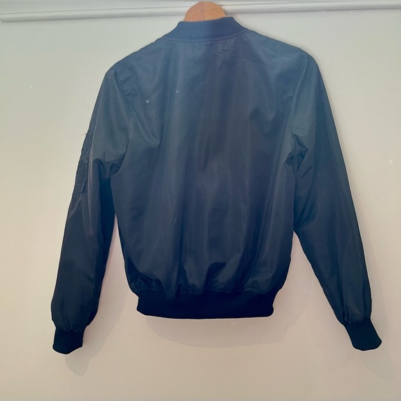 Black Jacket - Picture 5 of 6